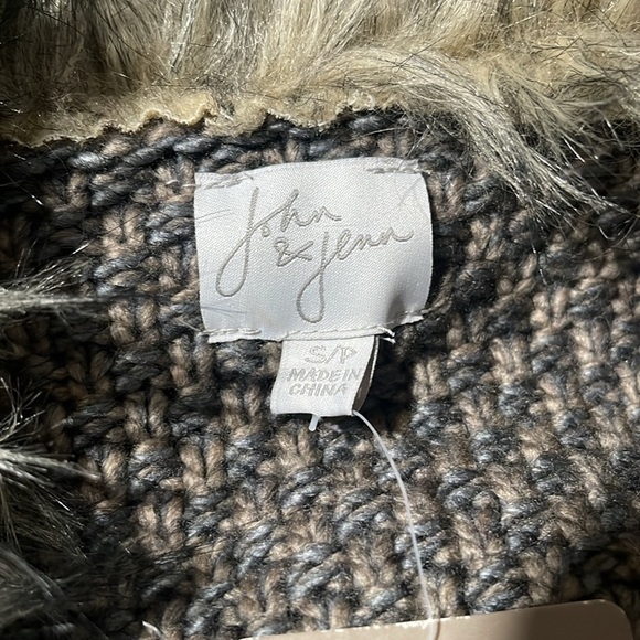 Anthropologie John + Jenn gray cardigan NWT Small Y2K cardigan - Picture 5 of 8